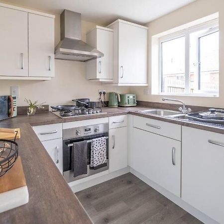 Apartamento Good For Company Let 2-Bed In Coventry 2X Parking Exterior foto