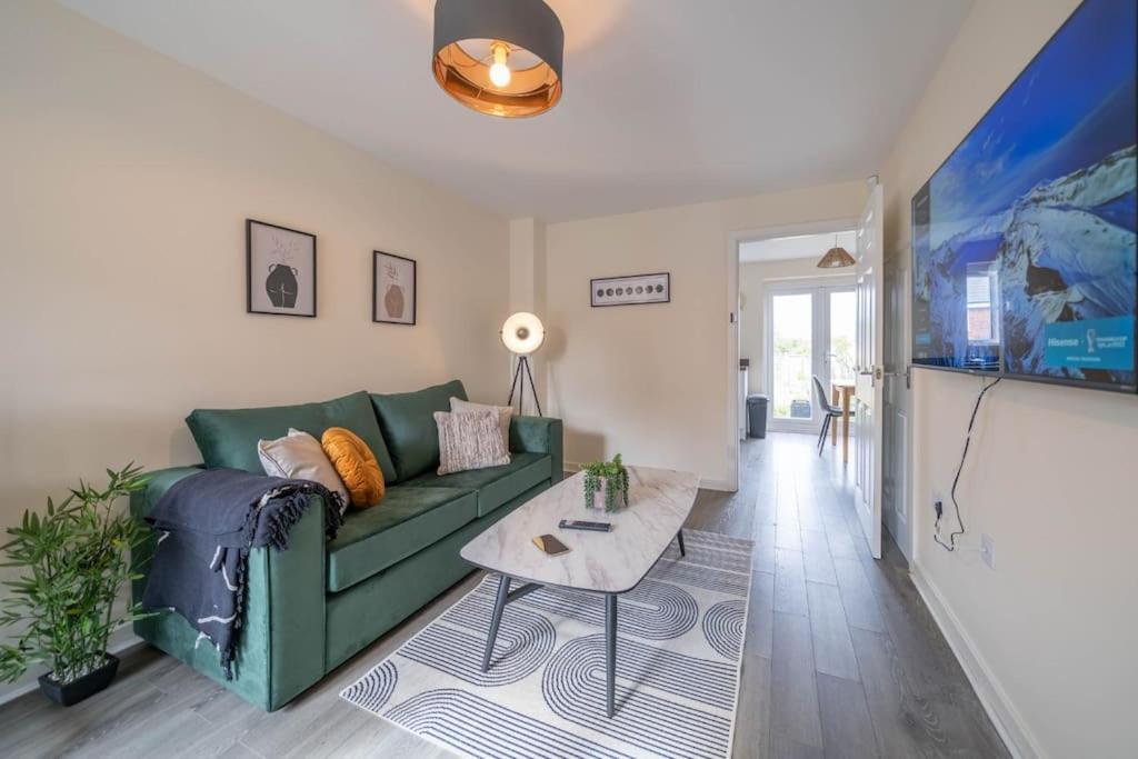 Apartamento Good For Company Let 2-Bed In Coventry 2X Parking Exterior foto